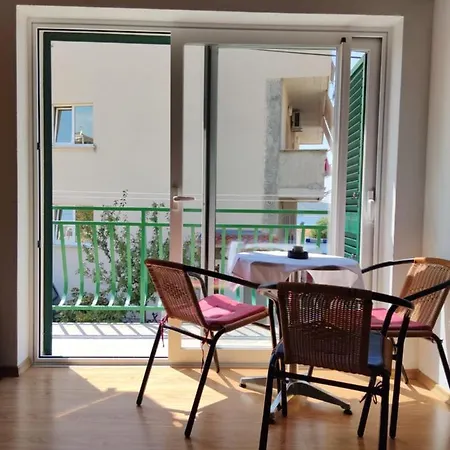 M&m Apartment Primosten