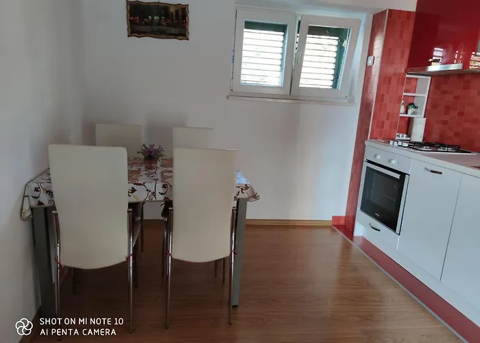 דירה M&m פרימוסטן